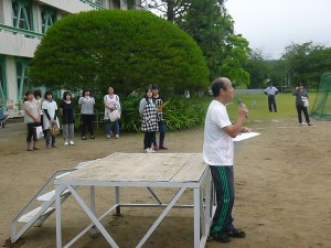 P1280487 本校環境教育担当の説明\\