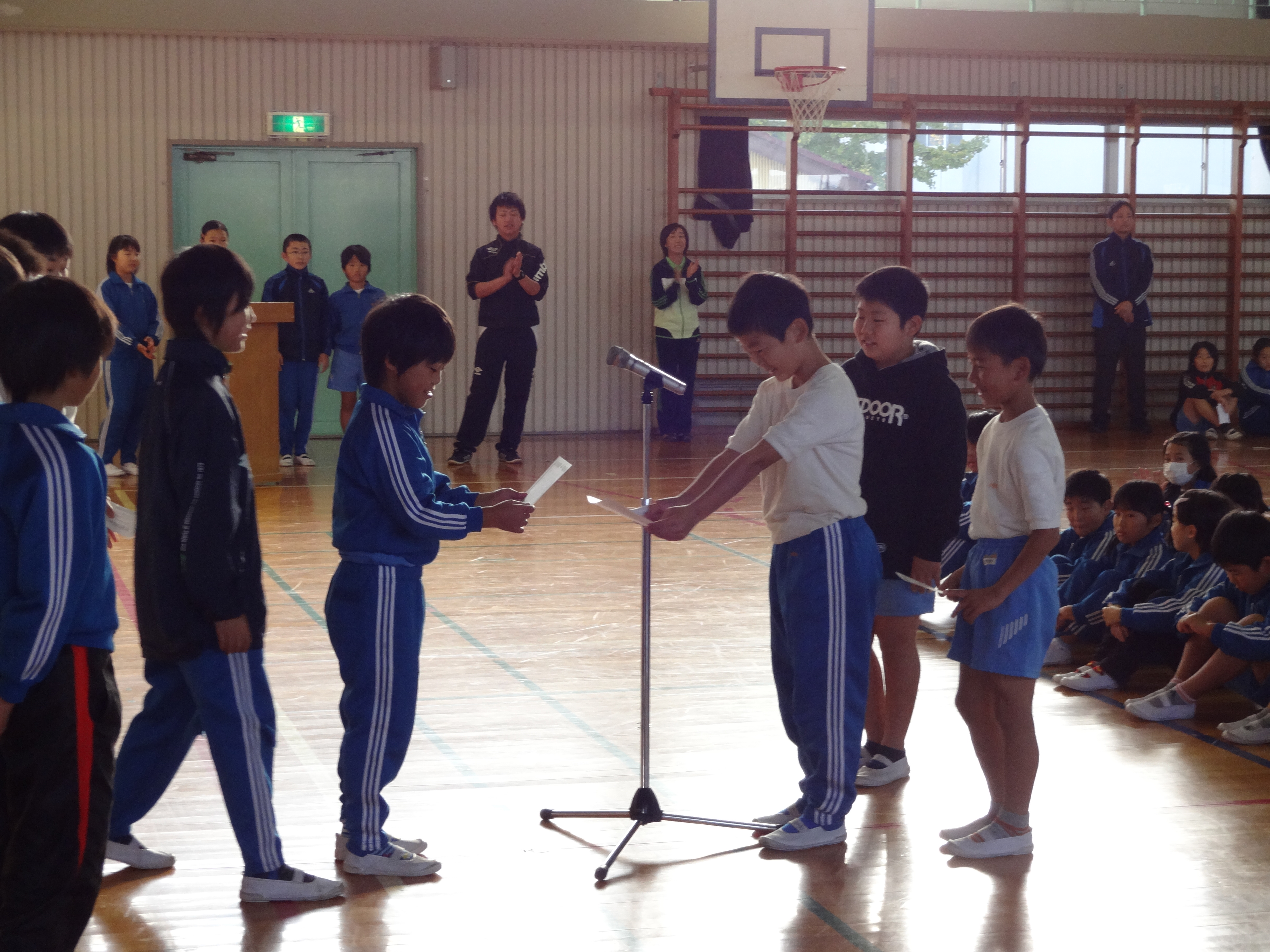 H27 11 11 水 児童朝会 鹿嶋市立中野西小学校 公式 Kashimacity Nakanonishi Elementary School